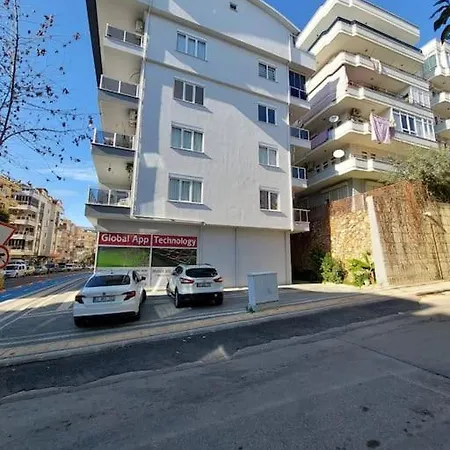 Cleopatra Sevimli 1+1 Apartamento *